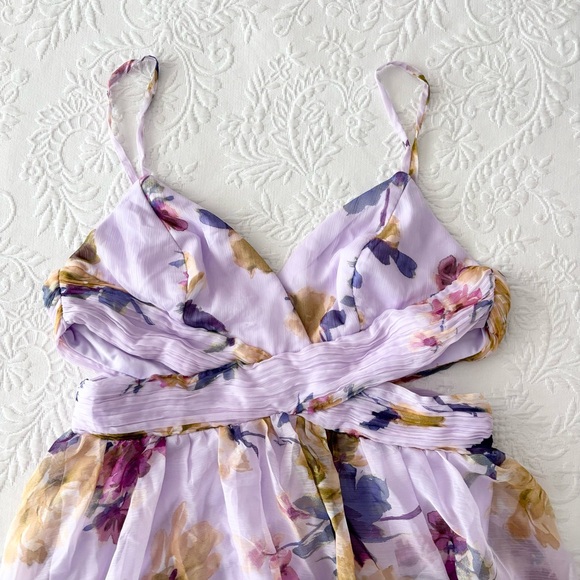 NWOT Lulus Exceptional Dream Lavender Floral Backless Cutout Maxi Dress Medium - Picture 3 of 7
